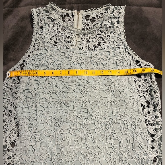 Maurice’s tank top with lace overlay size M. Never worn. - Picture 4 of 5